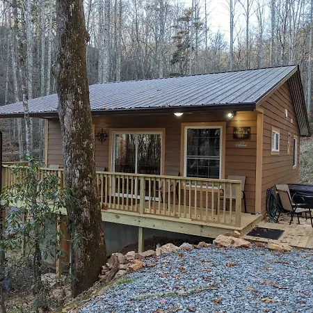 Deep Creek Hideaway Cabin